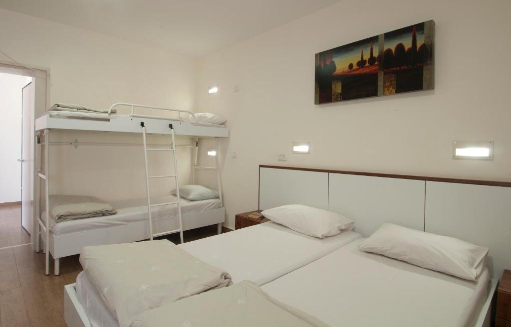 Hi - Maayan Harod Hostel Gid'ona Room photo